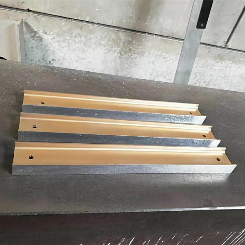 Liest méi iwwer Aluminiumin Herrscher