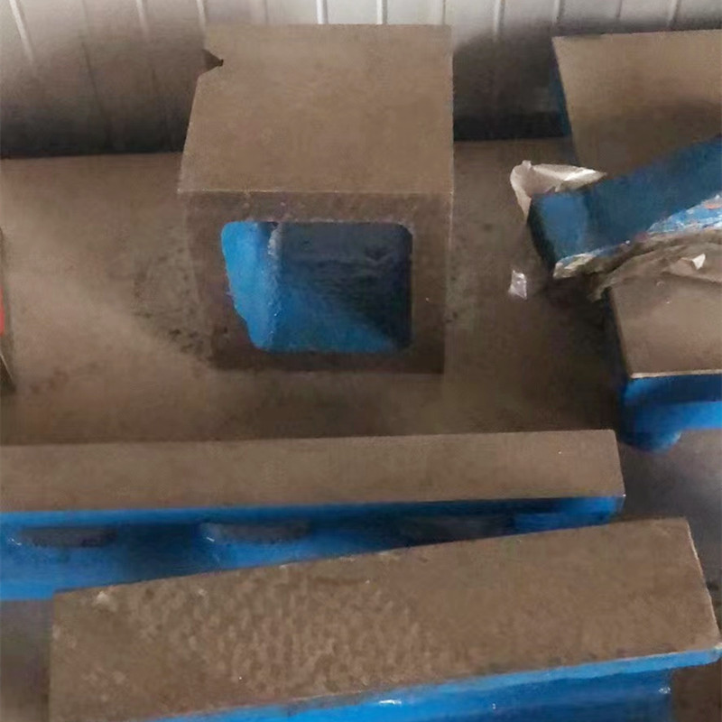 Liest méi iwwer quadratesch Marmer Box